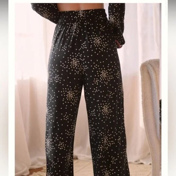 *SOLD* Anthropologie Kari Pajama Set NWOT - XS ($195) - Picture 4 of 10